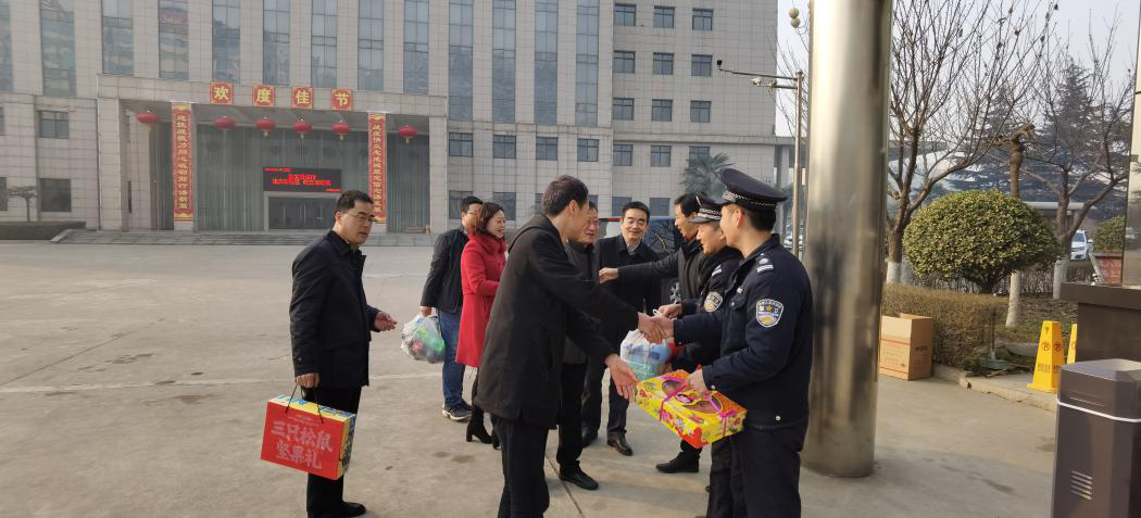 1615897786965122.png 640 (4).png